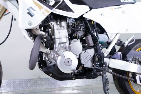 2018 Suzuki DR-Z400SM in Sacramento, California - Photo 12