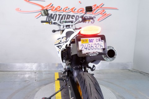 2018 Suzuki DR-Z400SM in Sacramento, California - Photo 16