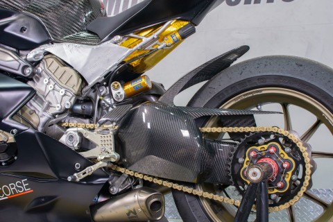 DUC009132 - 2019 - Ducati - Panigale V4 R - Swing Arm Cover - Photo 13