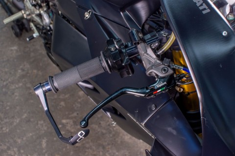 DUC009132 - 2019 - Ducati - Panigale V4 R - Right Handle Bar - Photo 6