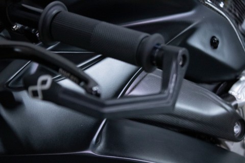 2019 Ducati Panigale V4 R in Sacramento, California - Photo 24