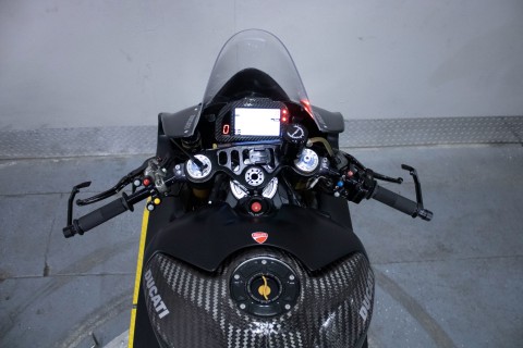 2019 Ducati Panigale V4 R in Sacramento, California - Photo 27