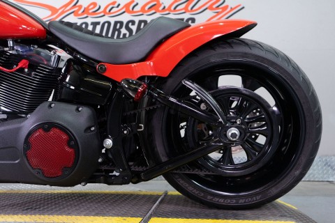 2015 Harley-Davidson Breakout® in Sacramento, California - Photo 11