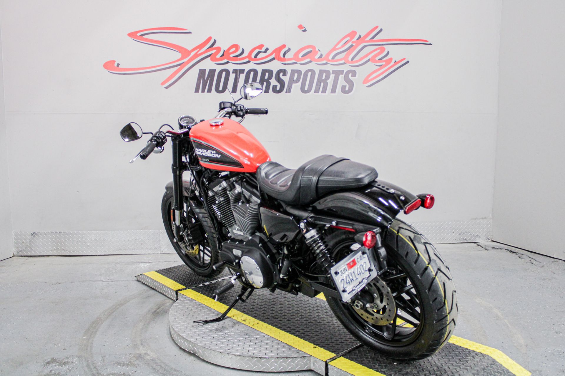 Rear Left Side Angle - Photo 7