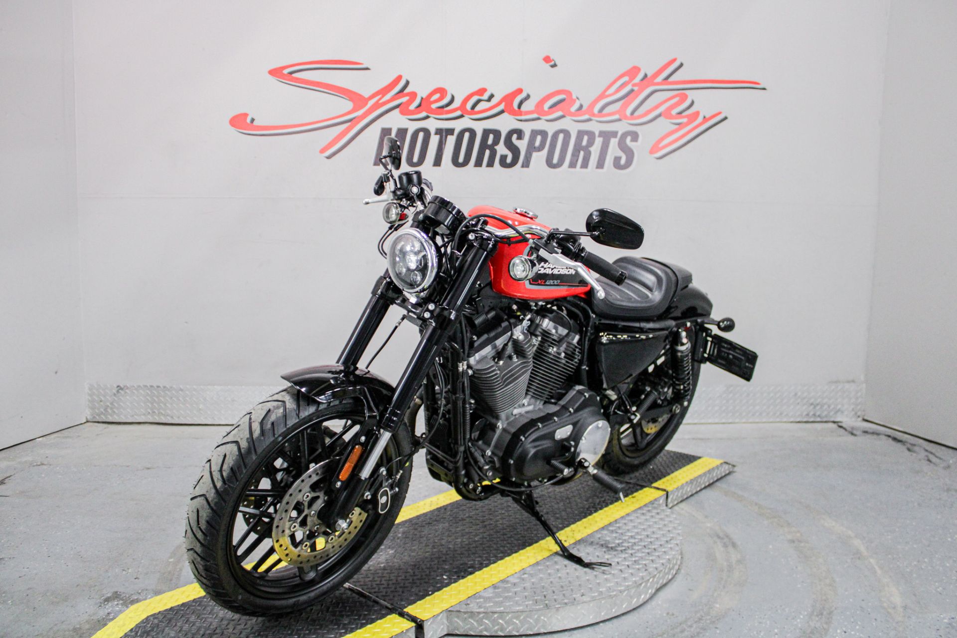 Front Left Side View - Photo 10