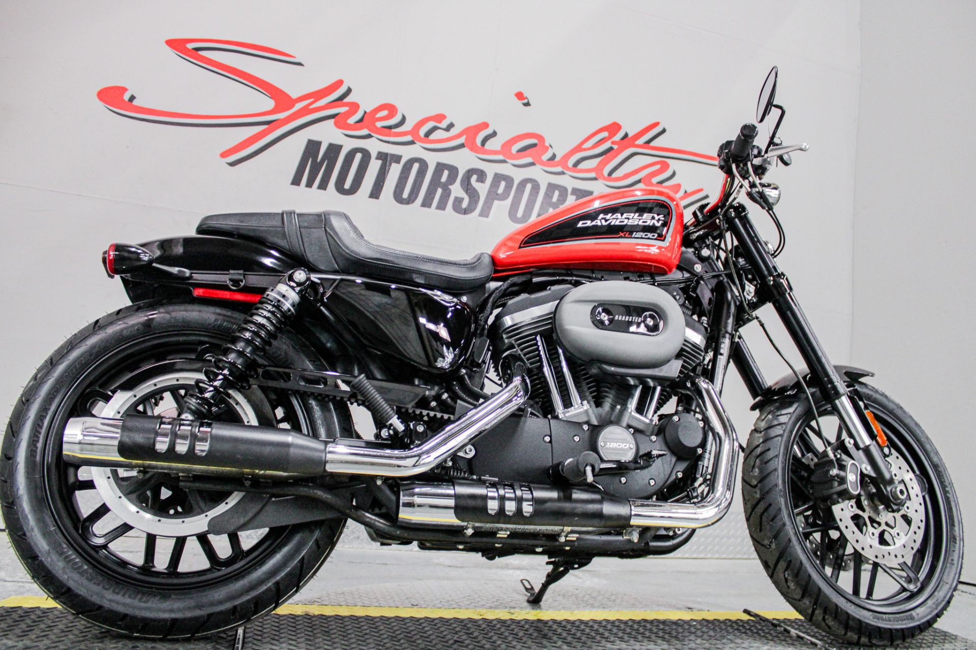 Lower Right Side Angle - Photo 15