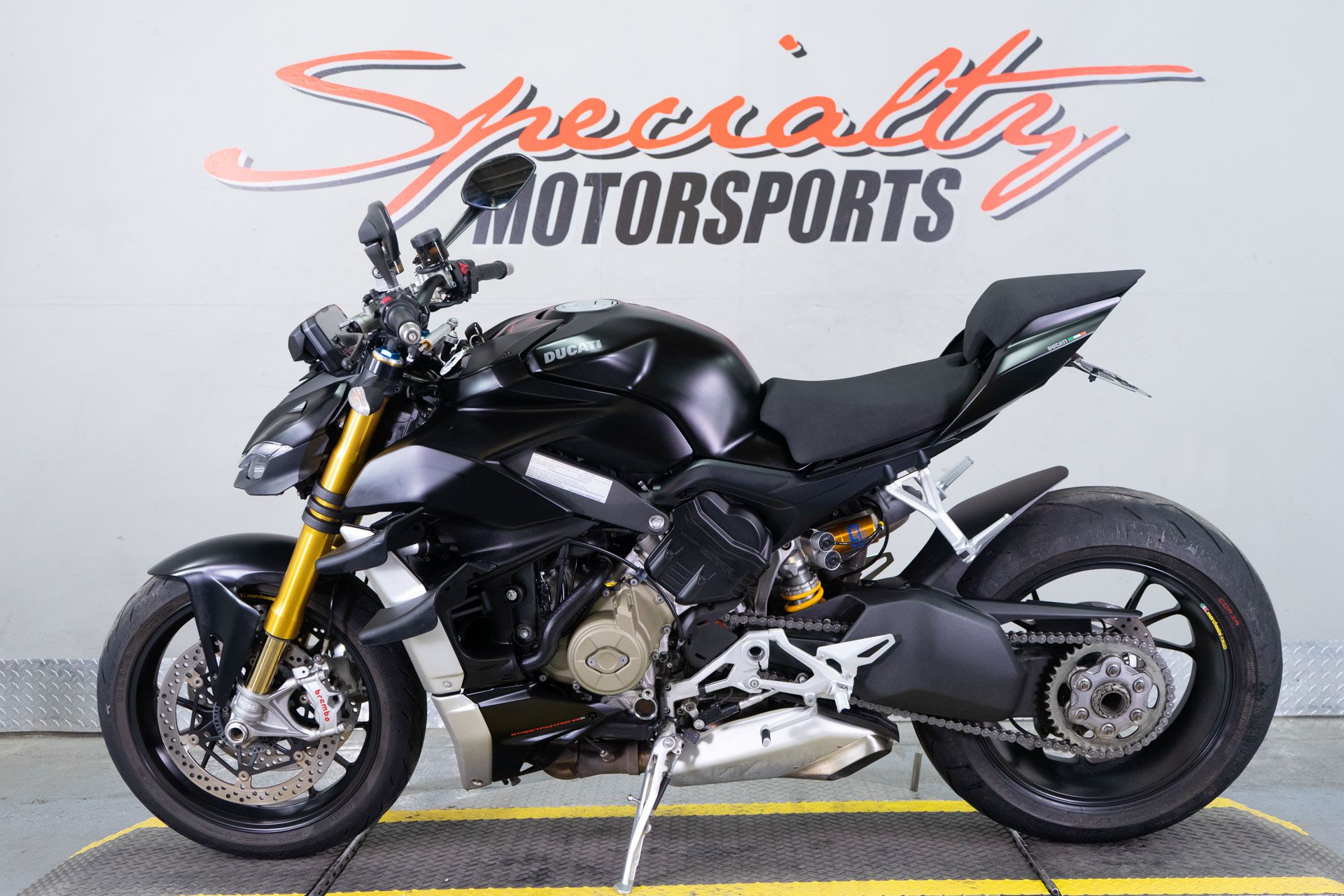 2022 Ducati Streetfighter V4 S in Sacramento, California - Photo 4