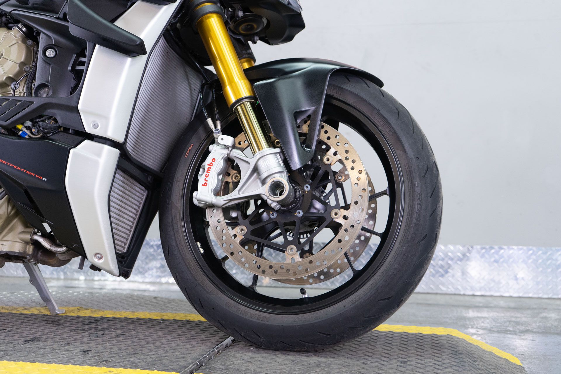 2022 Ducati Streetfighter V4 S in Sacramento, California - Photo 7