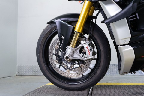 2022 Ducati Streetfighter V4 S in Sacramento, California - Photo 12