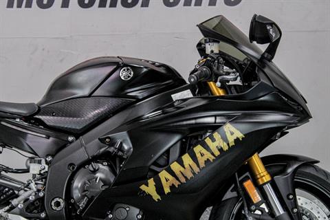 2017 Yamaha YZF-R6 in Sacramento, California - Photo 2