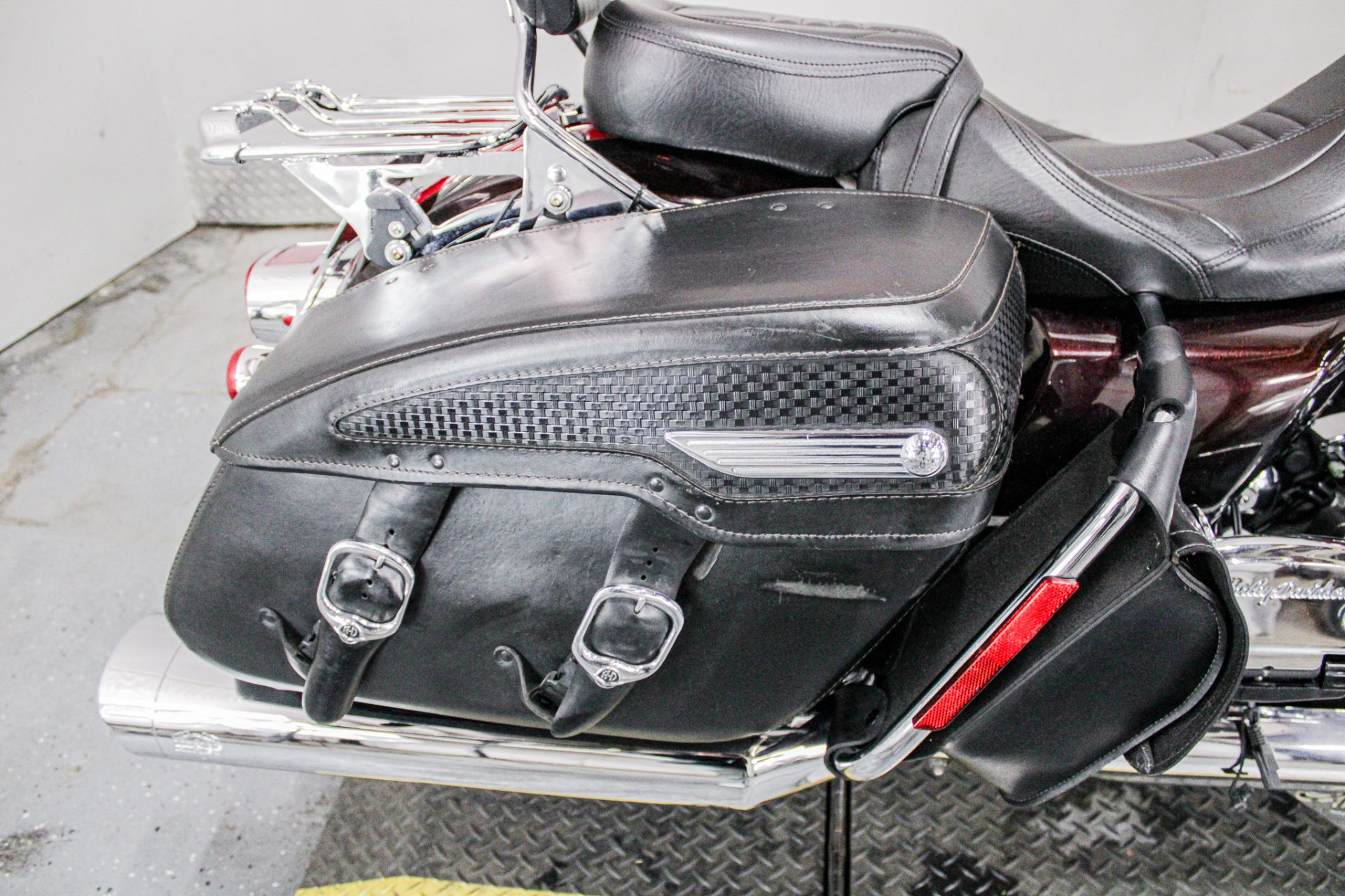 2010 Harley-Davidson Road King® Classic in Sacramento, California - Photo 15