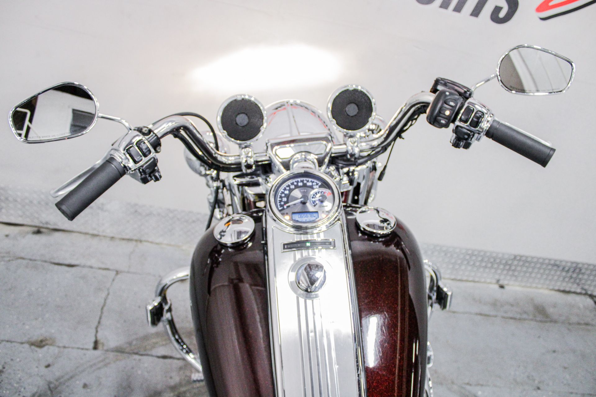 2010 Harley-Davidson Road King® Classic in Sacramento, California - Photo 18