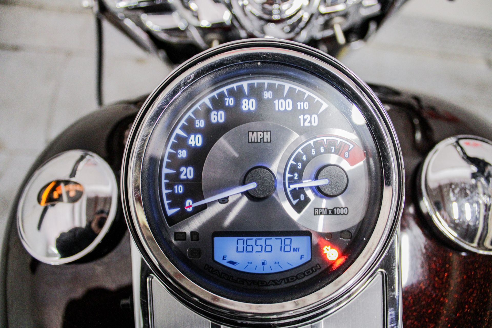 2010 Harley-Davidson Road King® Classic in Sacramento, California - Photo 19