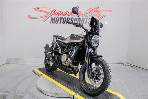 Front Right Side View - Photo 13