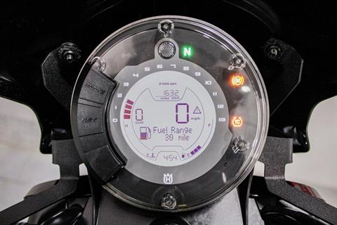 Odometer - Photo 18