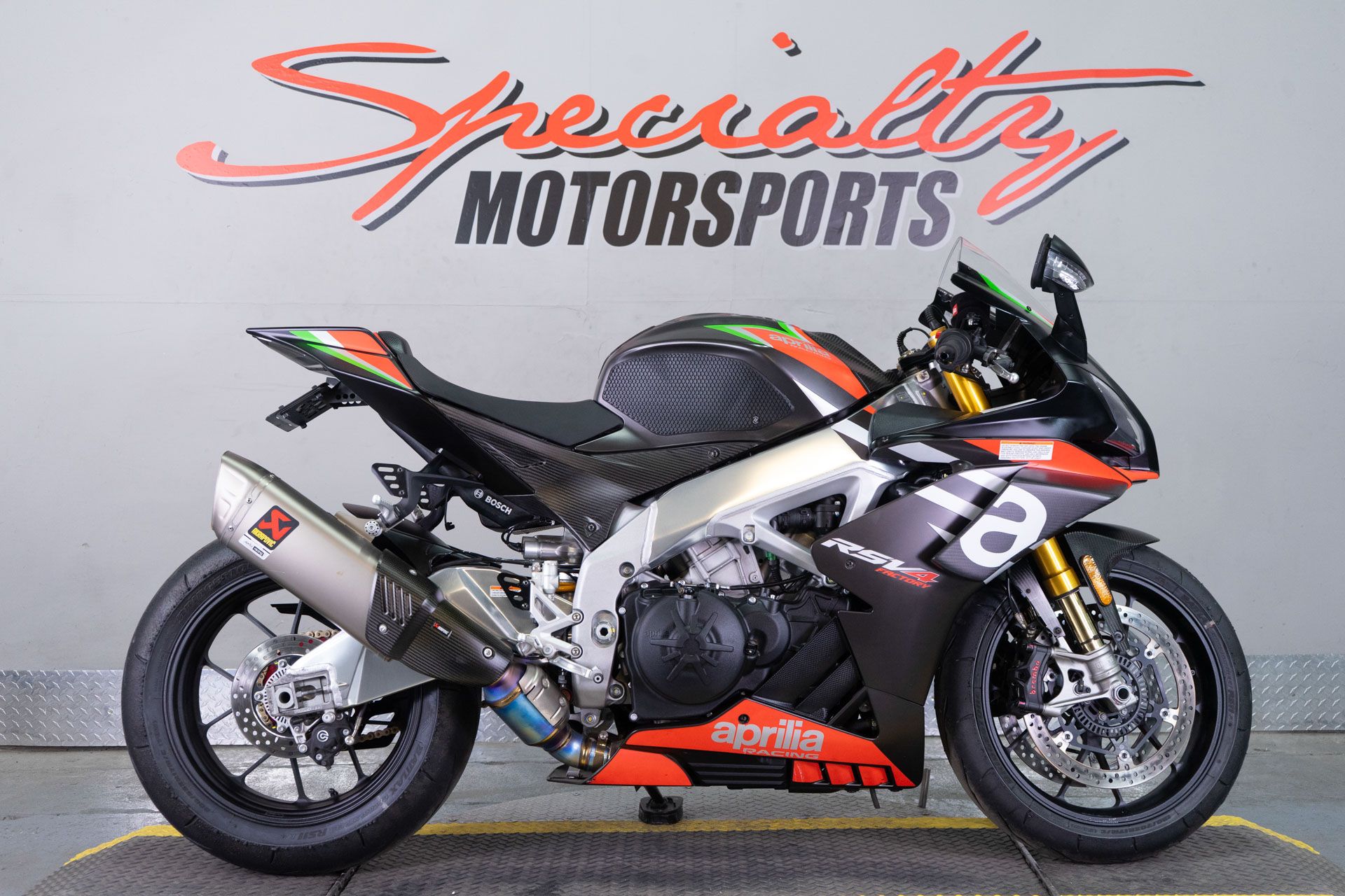 2020 Aprilia RSV4 1100 Factory in Sacramento, California - Photo 1