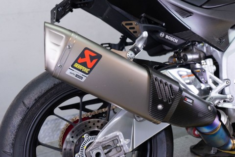 2020 Aprilia RSV4 1100 Factory in Sacramento, California - Photo 9