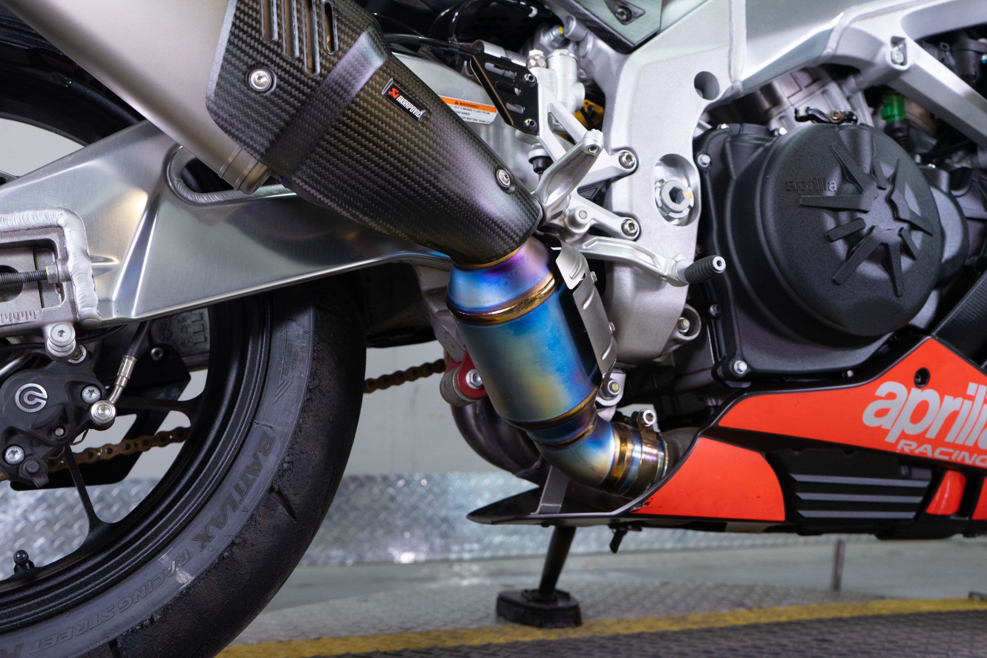 2020 Aprilia RSV4 1100 Factory in Sacramento, California - Photo 11