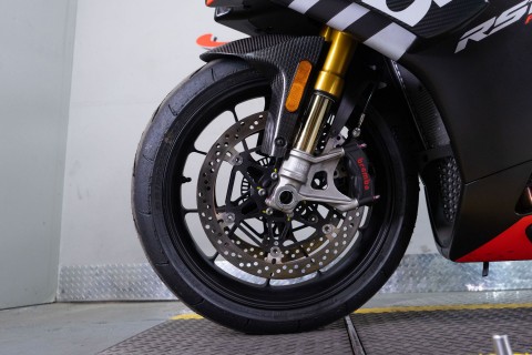 2020 Aprilia RSV4 1100 Factory in Sacramento, California - Photo 14