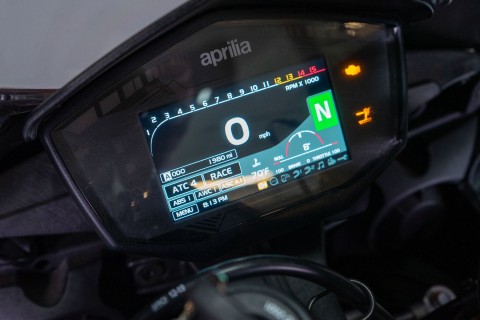 2020 Aprilia RSV4 1100 Factory in Sacramento, California - Photo 25