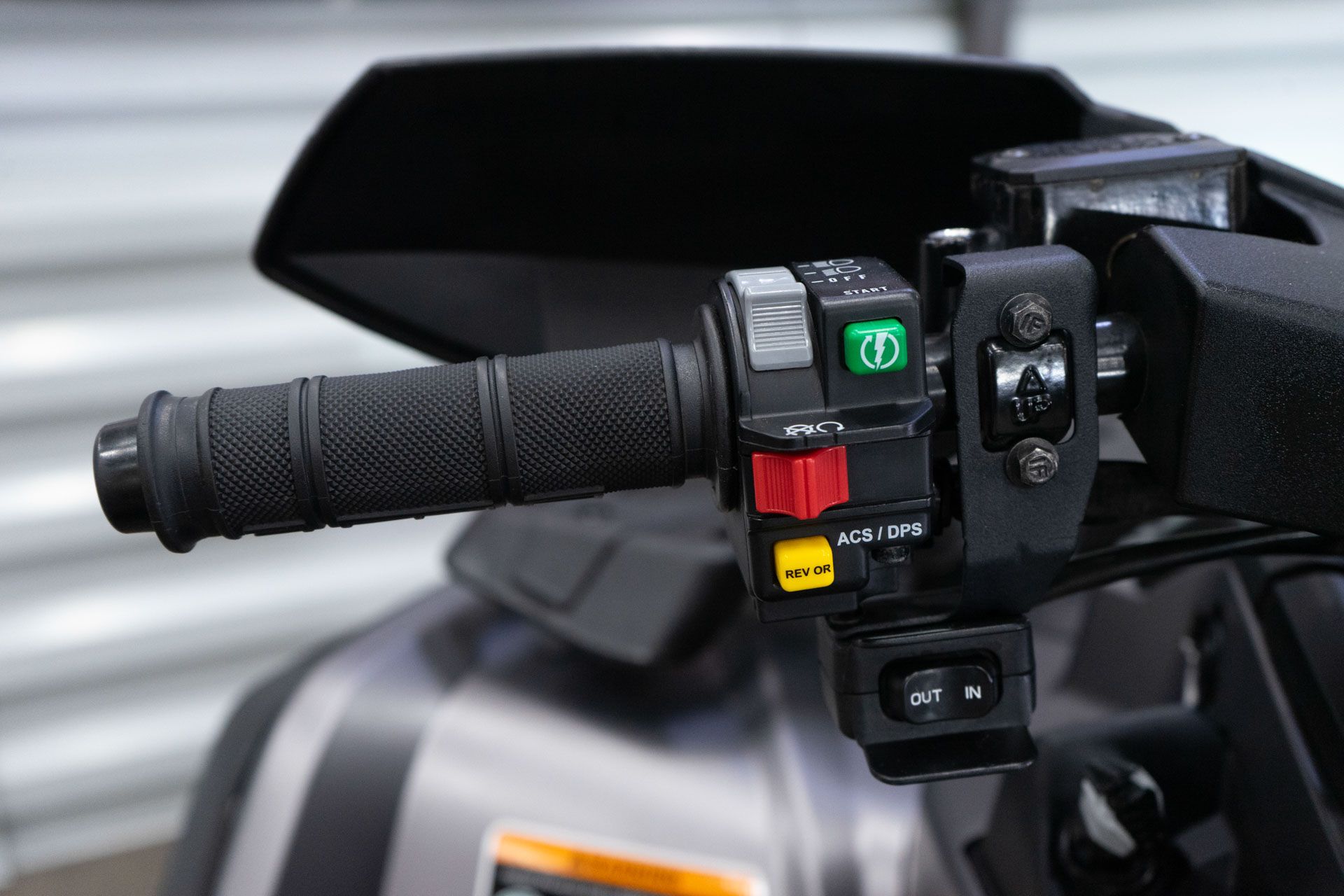 2024 Can-Am Outlander XT 850 in Sacramento, California - Photo 8