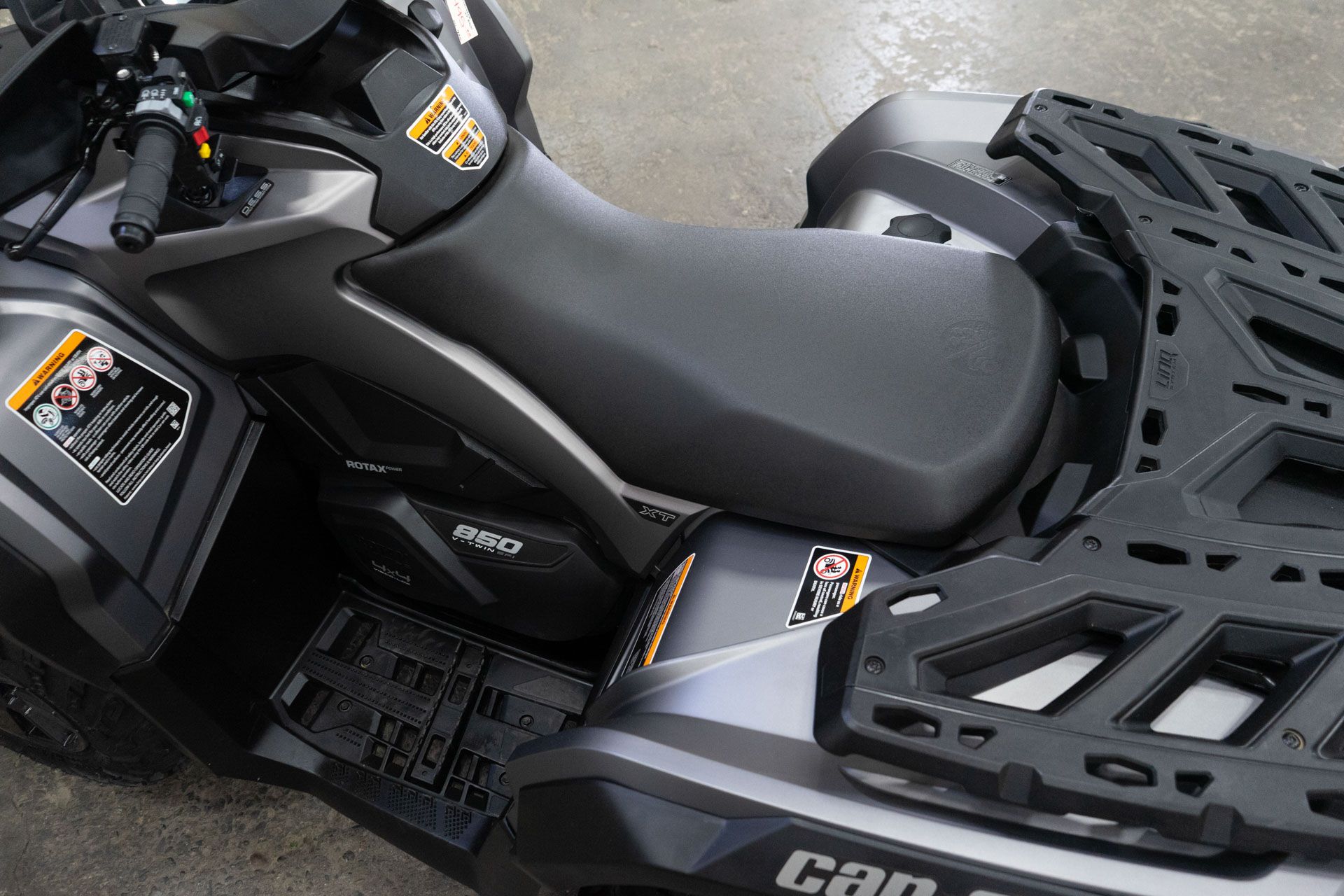2024 Can-Am Outlander XT 850 in Sacramento, California - Photo 13