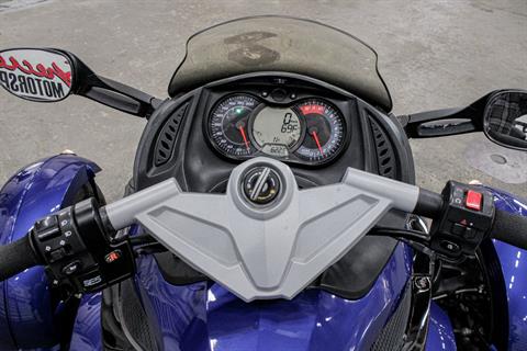 2010 Can-Am Spyder® RS SE5 in Sacramento, California - Photo 13