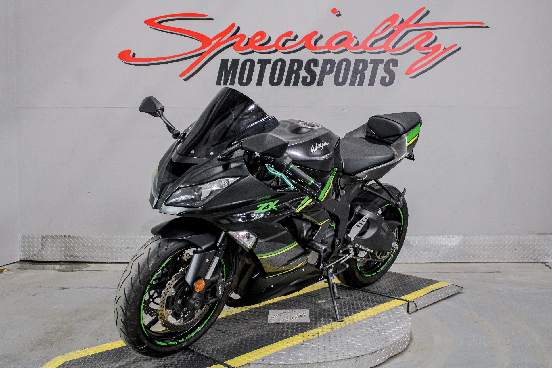 Used 2015 Kawasaki Ninja® ZX™-6R | Motorcycles in Sacramento