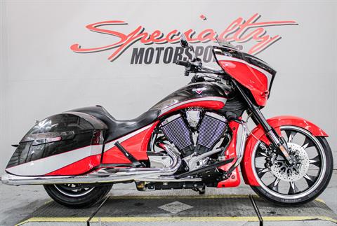 2016 Victory Magnum in Sacramento, California - Photo 1
