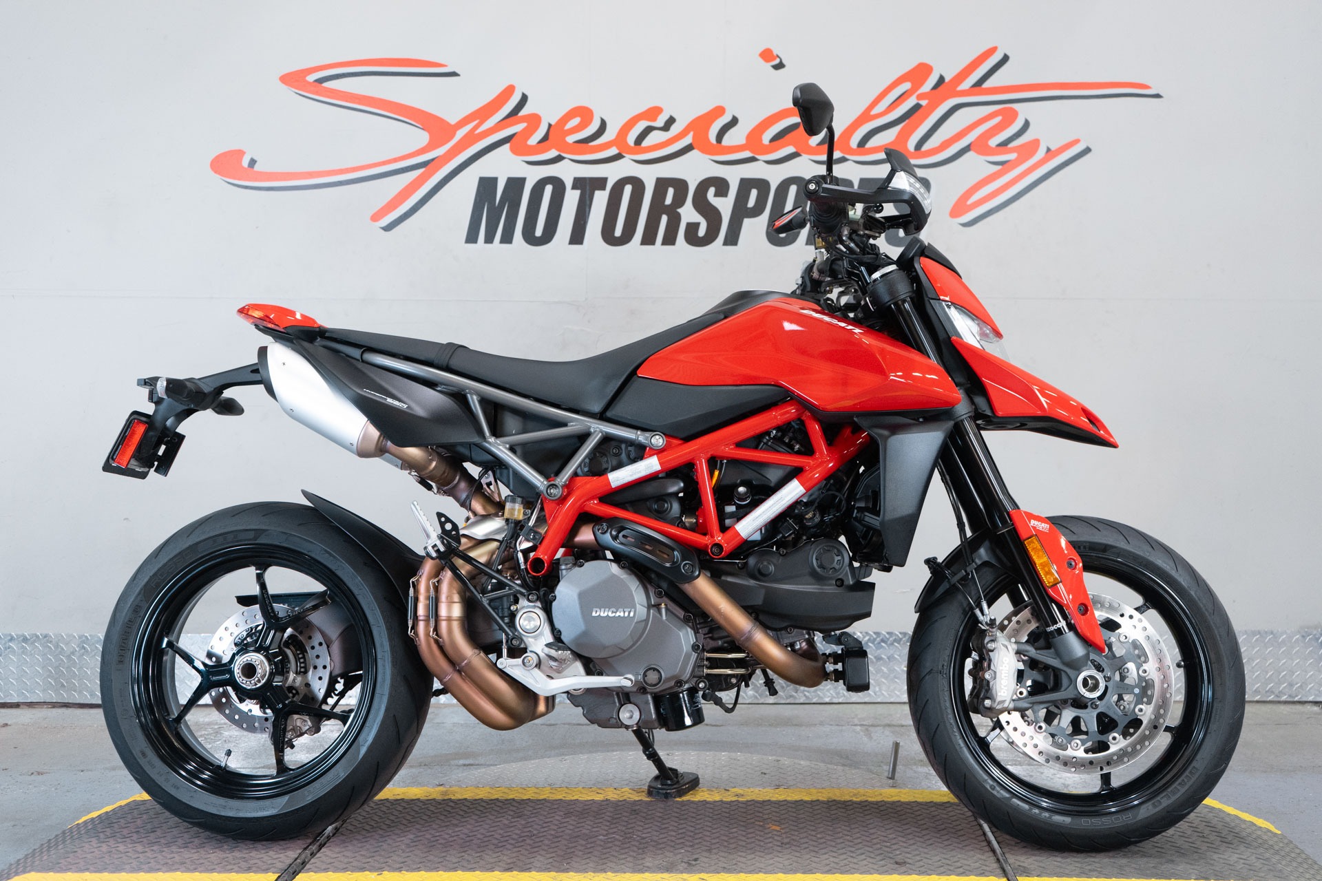 2023 Ducati Hypermotard 950