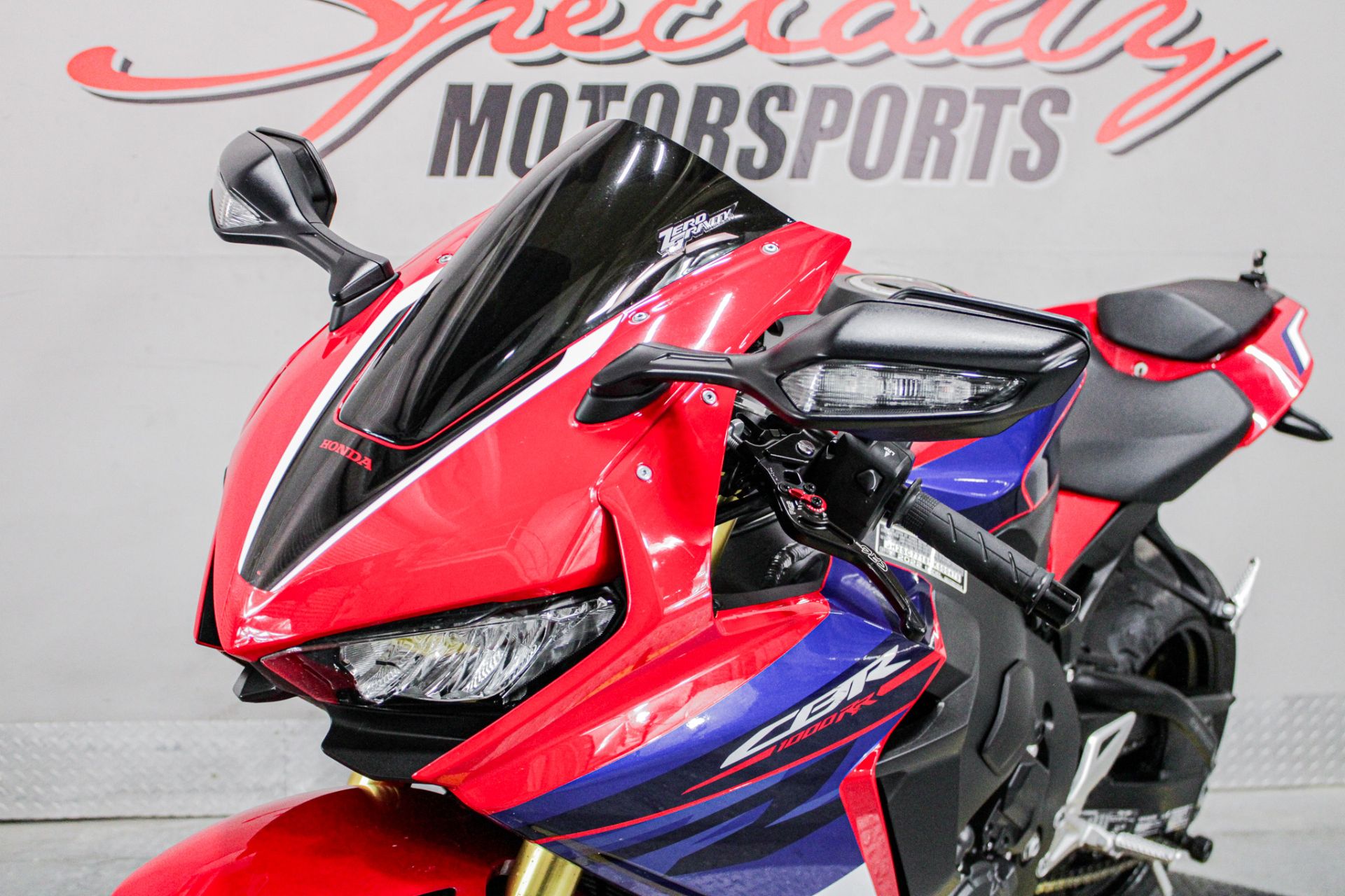 Front Left Zoomed In - Photo 11