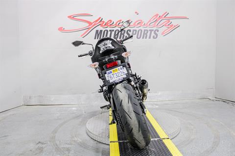 KAWA67451 - 2024 - Kawasaki - Z900 ABS Rear View - Photo 6