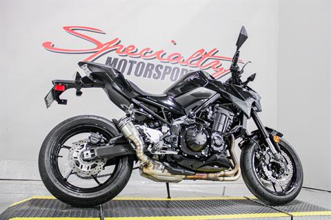 KAWA67451 - 2024 - Kawasaki - Z900 ABS Lower Right Side Angle - Photo 14