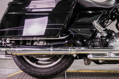 2013 Harley-Davidson Road Glide® Custom in Sacramento, California - Photo 4