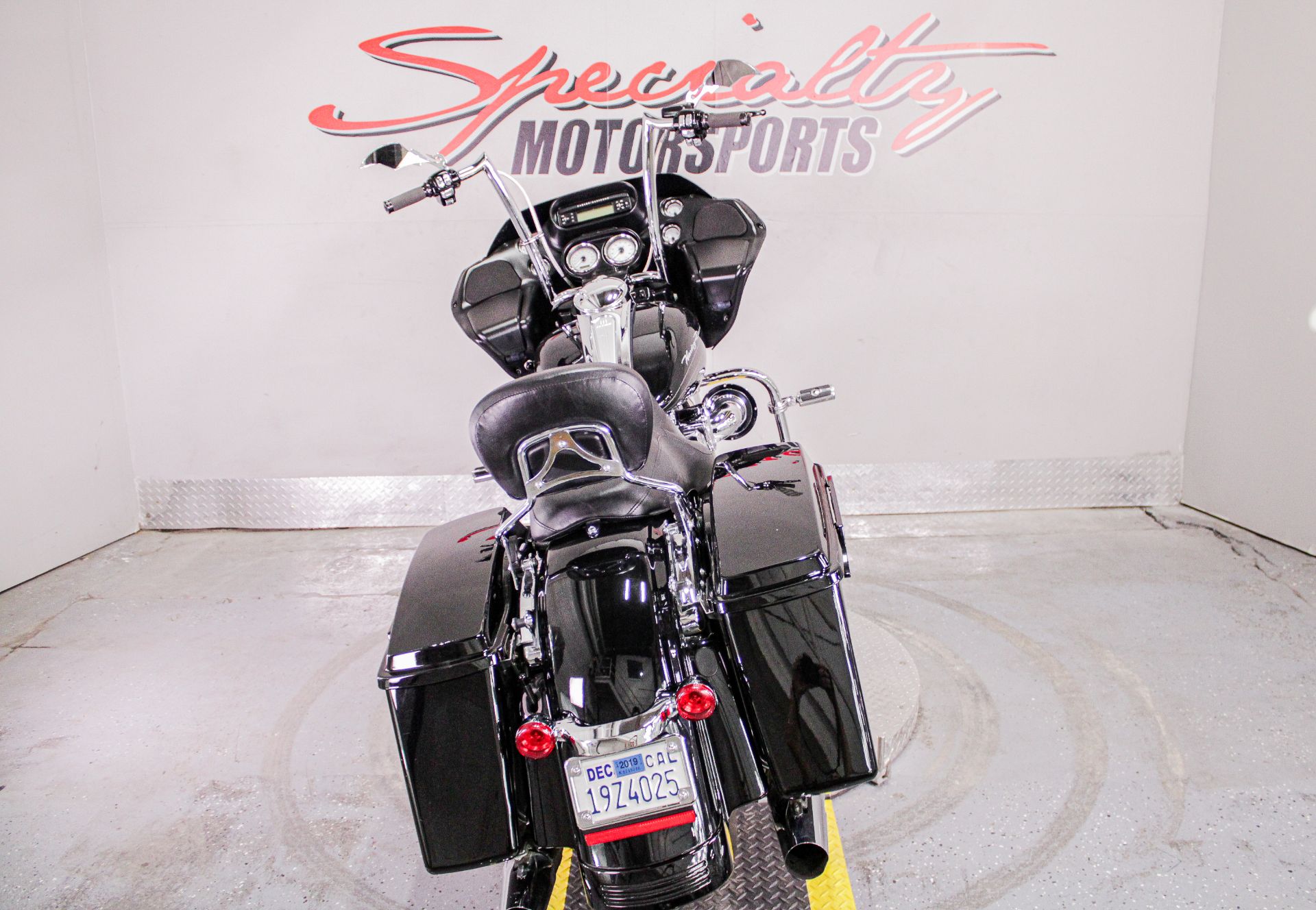 2013 Harley-Davidson Road Glide® Custom in Sacramento, California - Photo 6