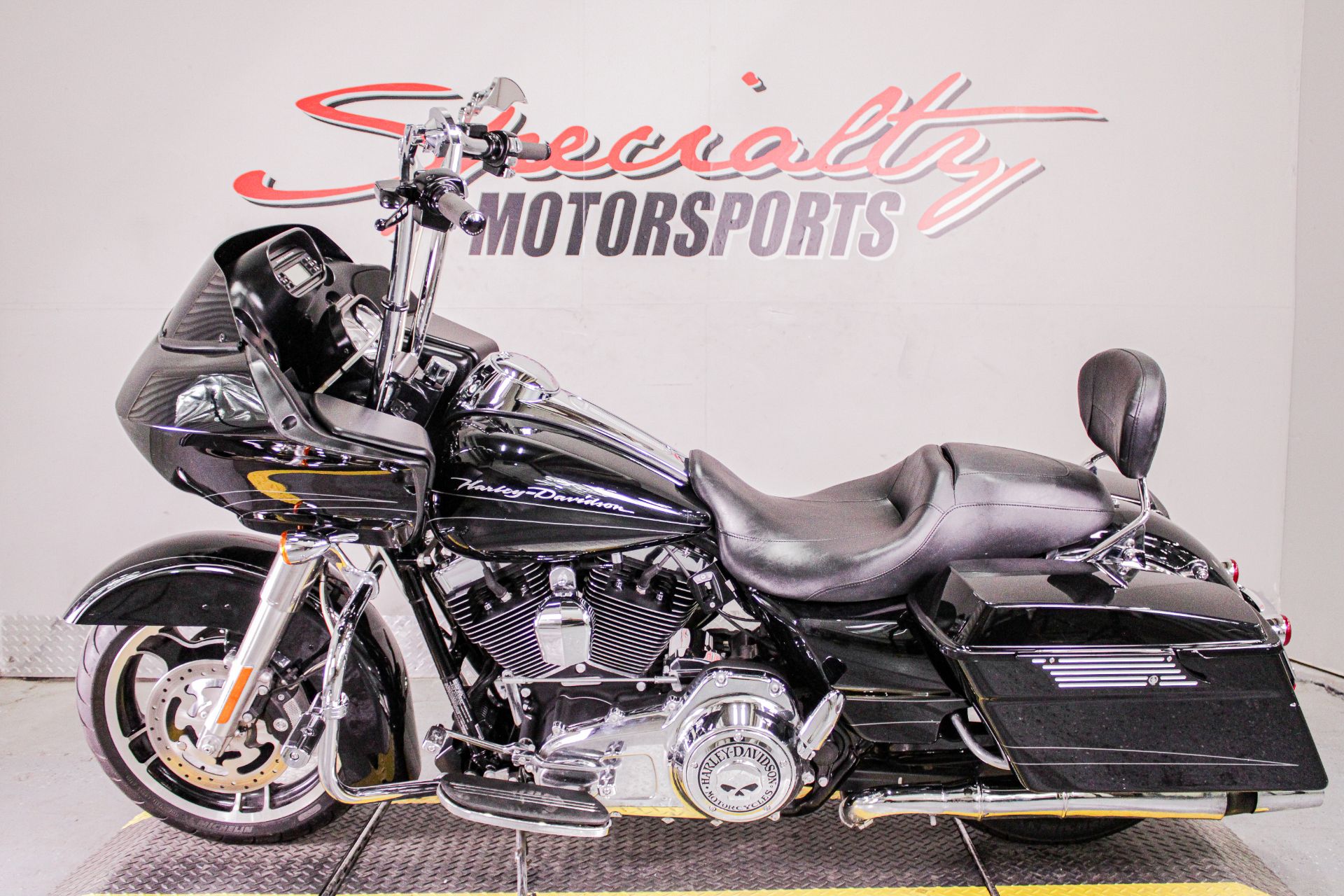 2013 Harley-Davidson Road Glide® Custom in Sacramento, California - Photo 8