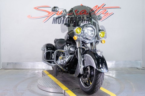 2024 Indian Motorcycle Springfield® in Sacramento, California - Photo 2