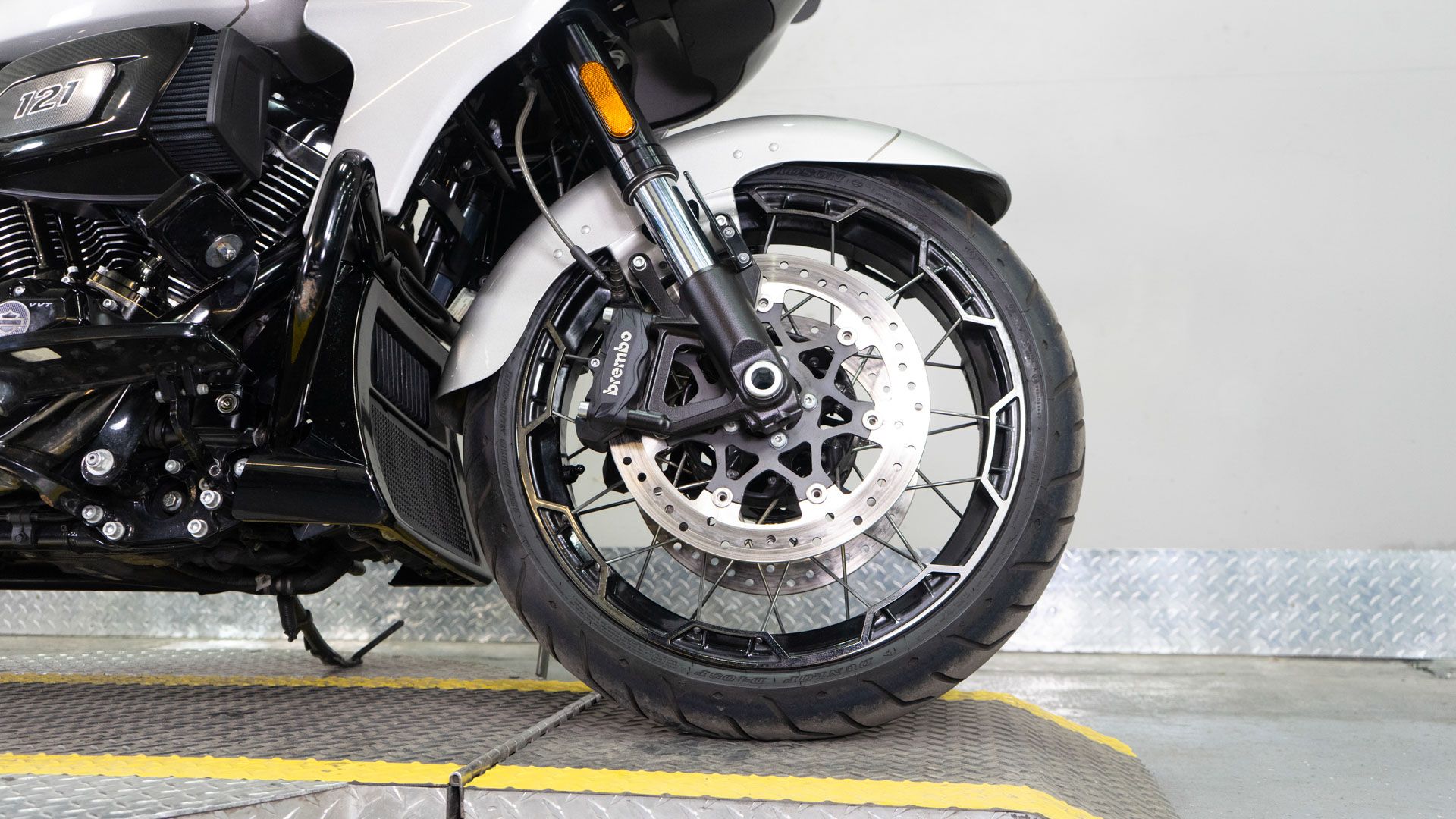 2023 Harley-Davidson CVO™ Road Glide® in Sacramento, California - Photo 8