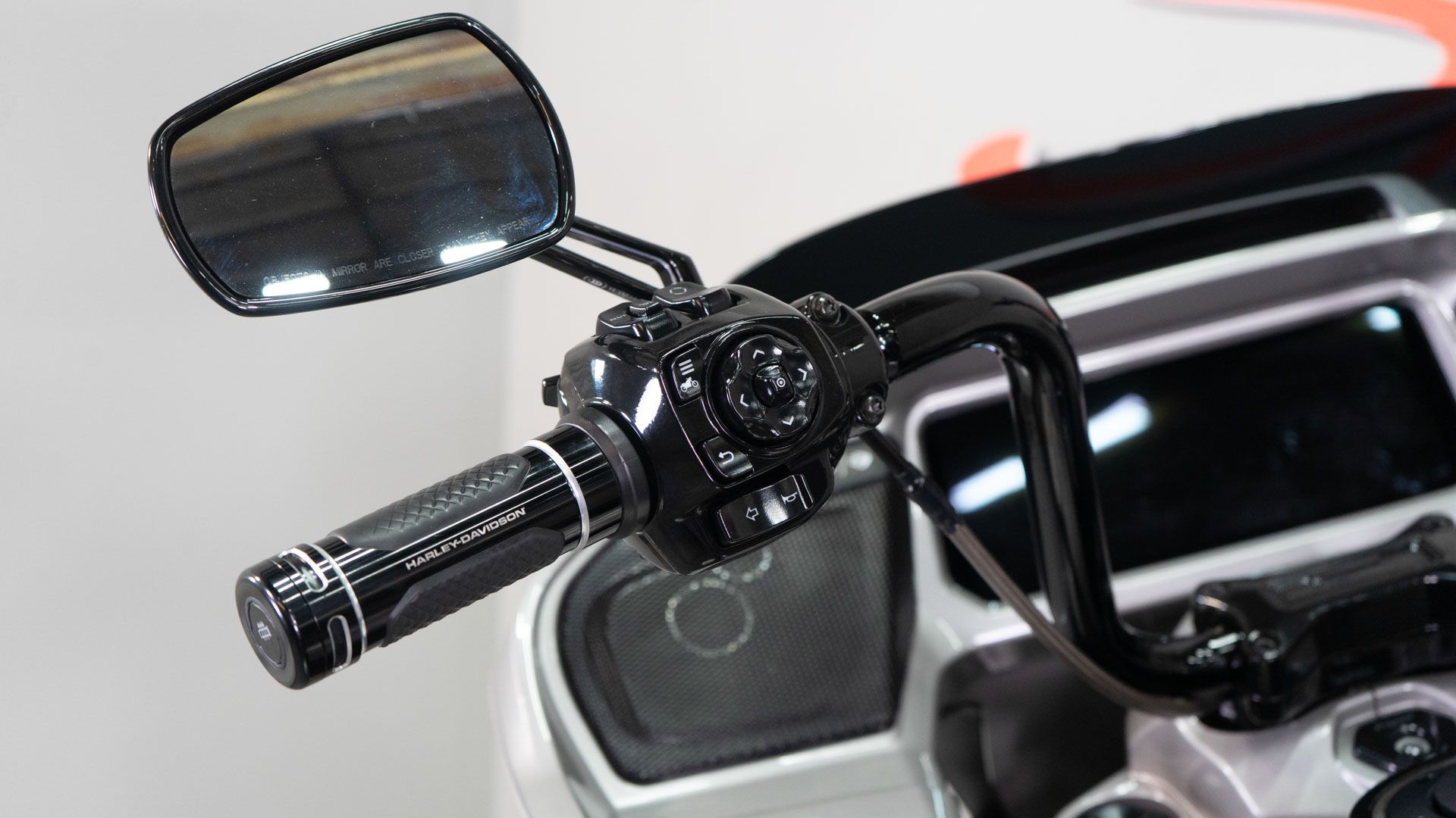 2023 Harley-Davidson CVO™ Road Glide® in Sacramento, California - Photo 13