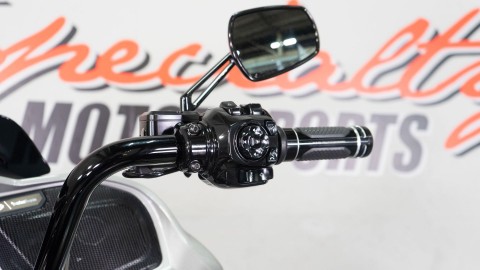 2023 Harley-Davidson CVO™ Road Glide® in Sacramento, California - Photo 15