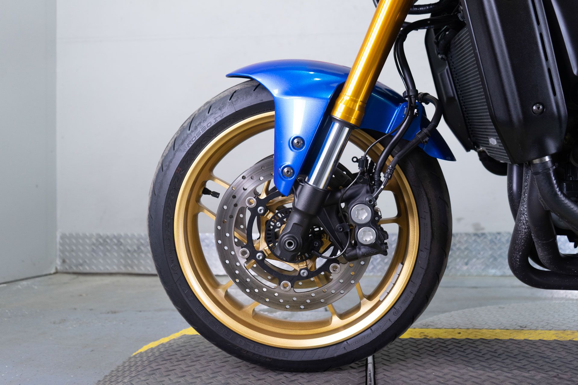 2022 Yamaha XSR900 in Sacramento, California - Photo 12