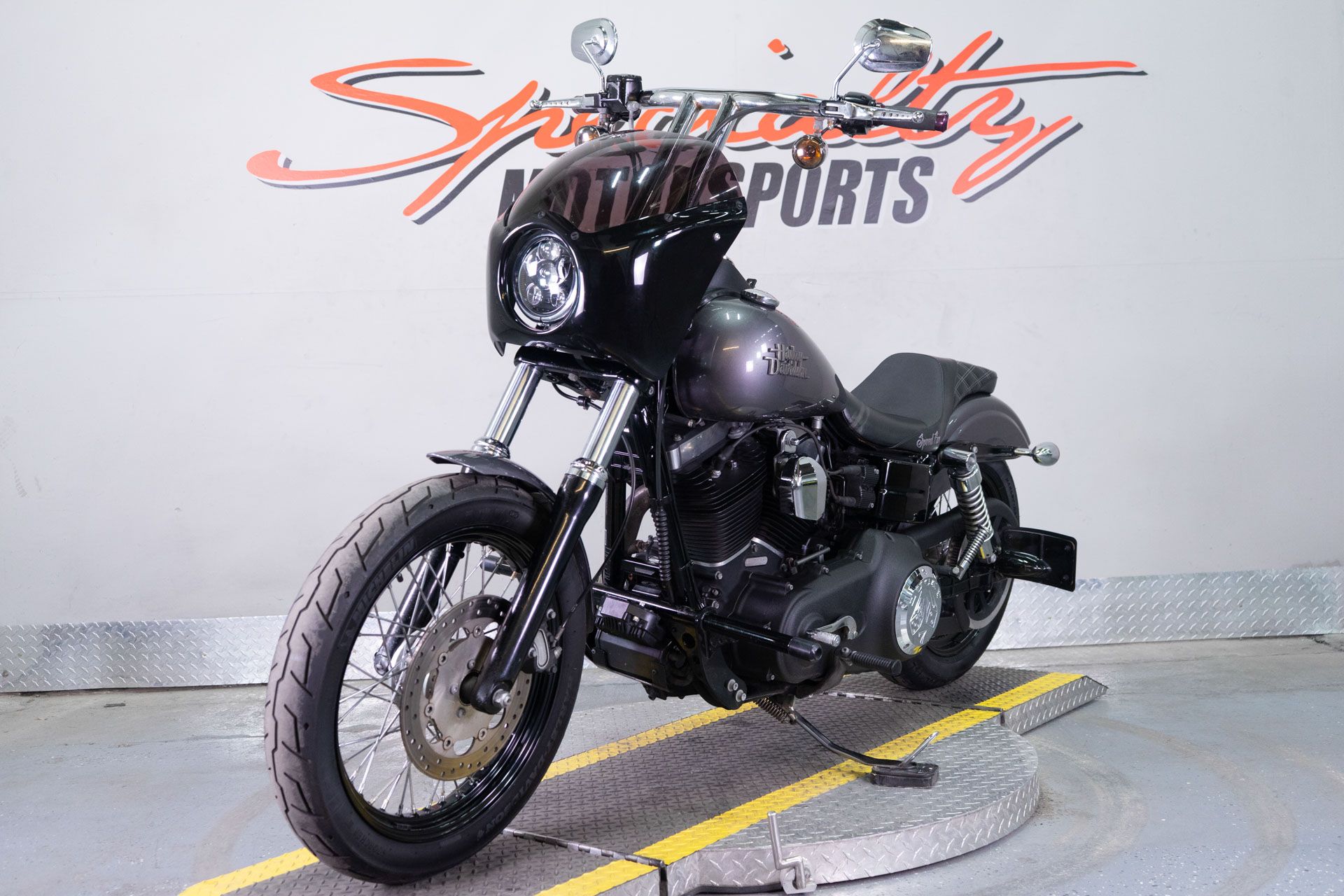 2014 Harley-Davidson Dyna® Street Bob® in Sacramento, California - Photo 3