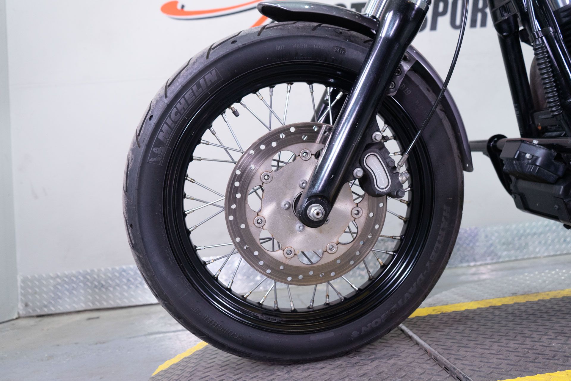 2014 Harley-Davidson Dyna® Street Bob® in Sacramento, California - Photo 13