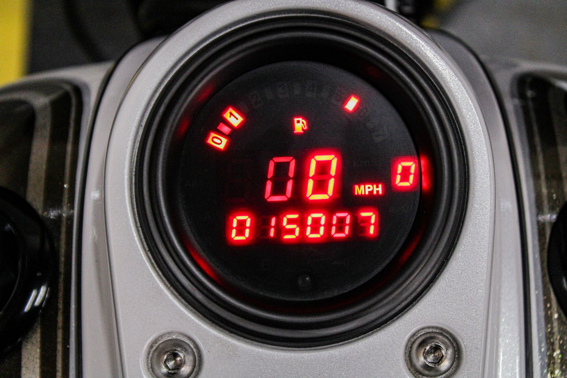 HAR307149 - 2014 - Harley-Davidson - Dyna® Street Bob® Odometer - Photo 21