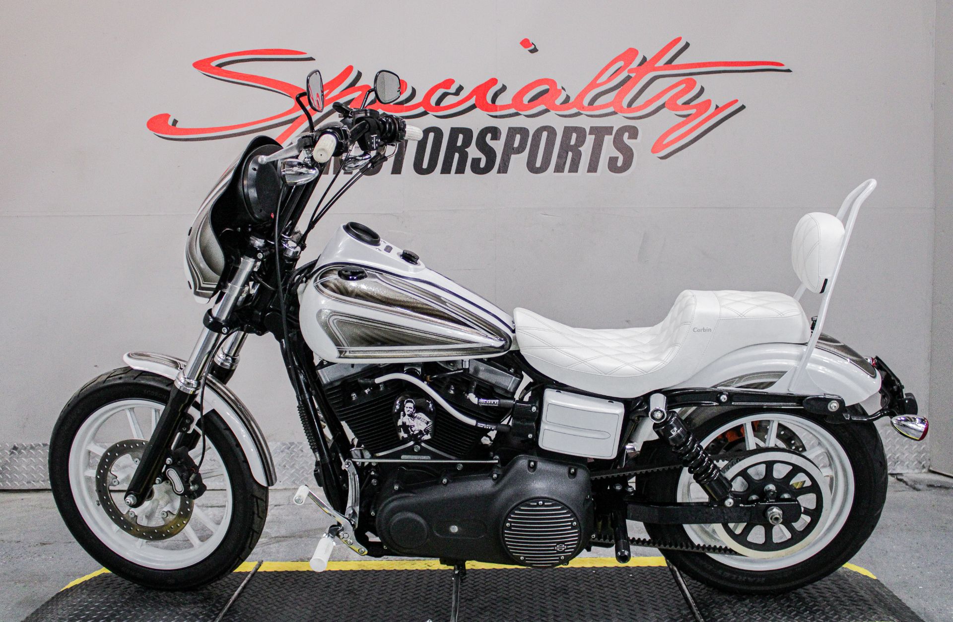 HAR307149 - 2014 - Harley-Davidson - Dyna® Street Bob® Left Side - Photo 8