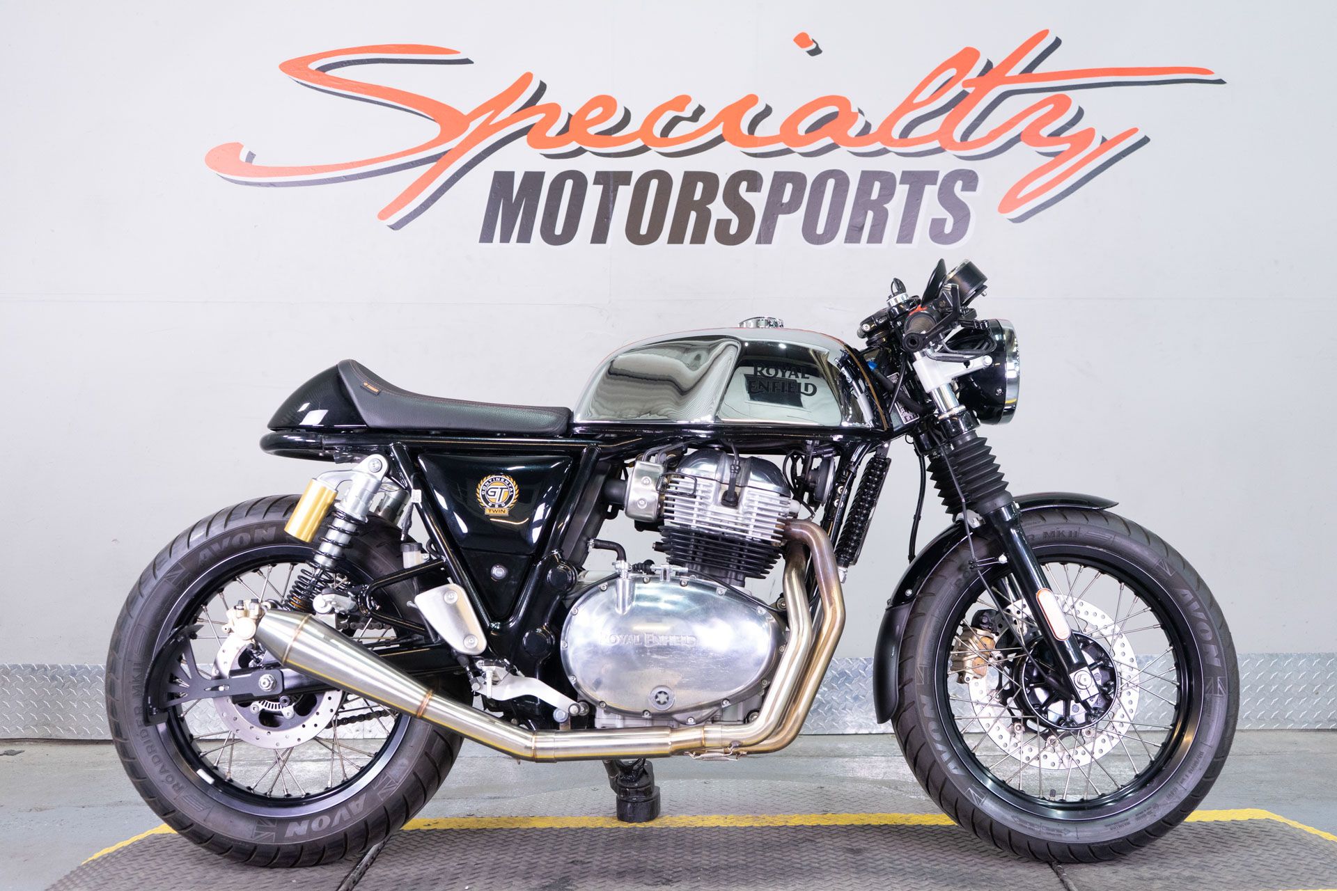 2022 Royal Enfield INT650 in Sacramento, California - Photo 1