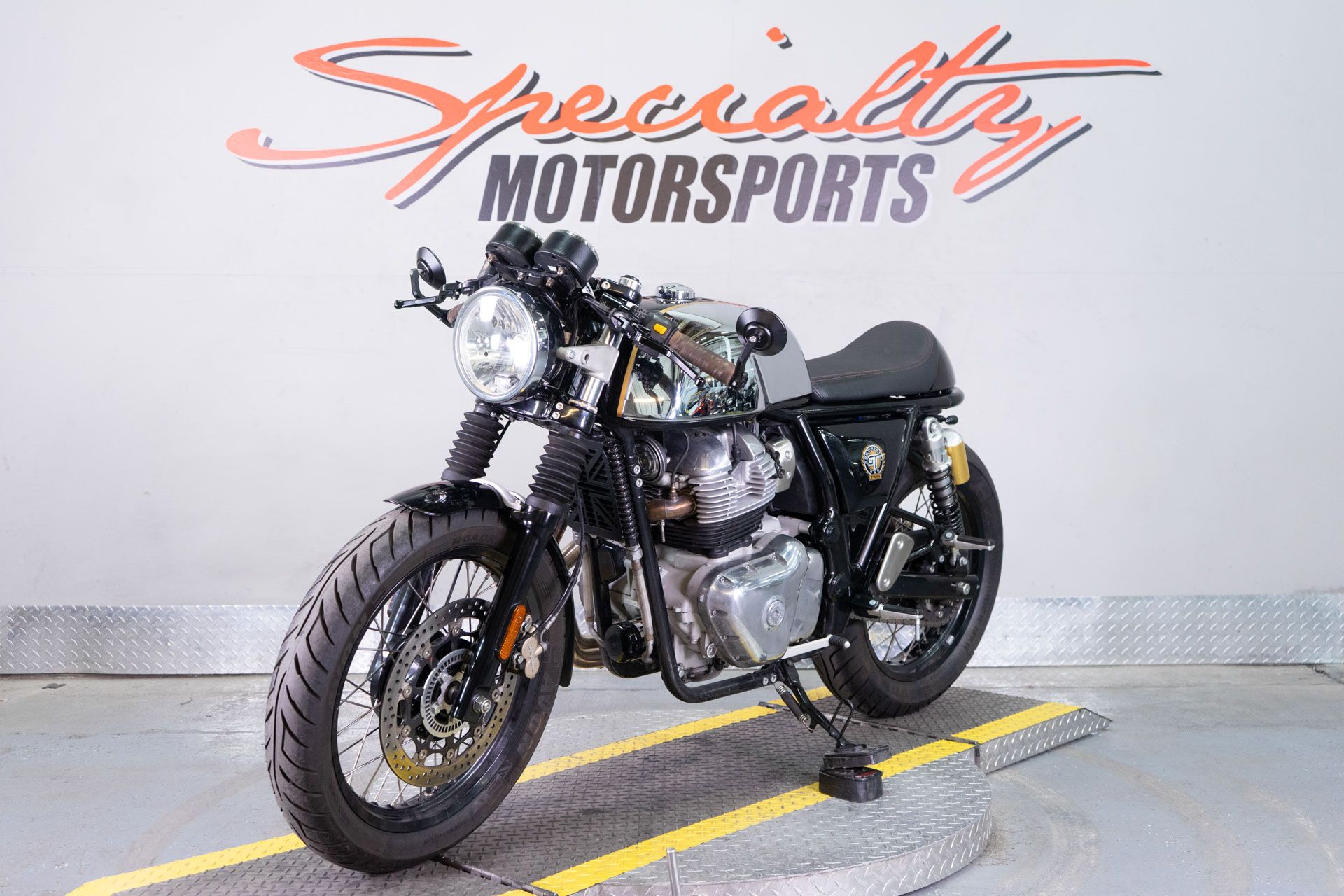 2022 Royal Enfield INT650 in Sacramento, California - Photo 3