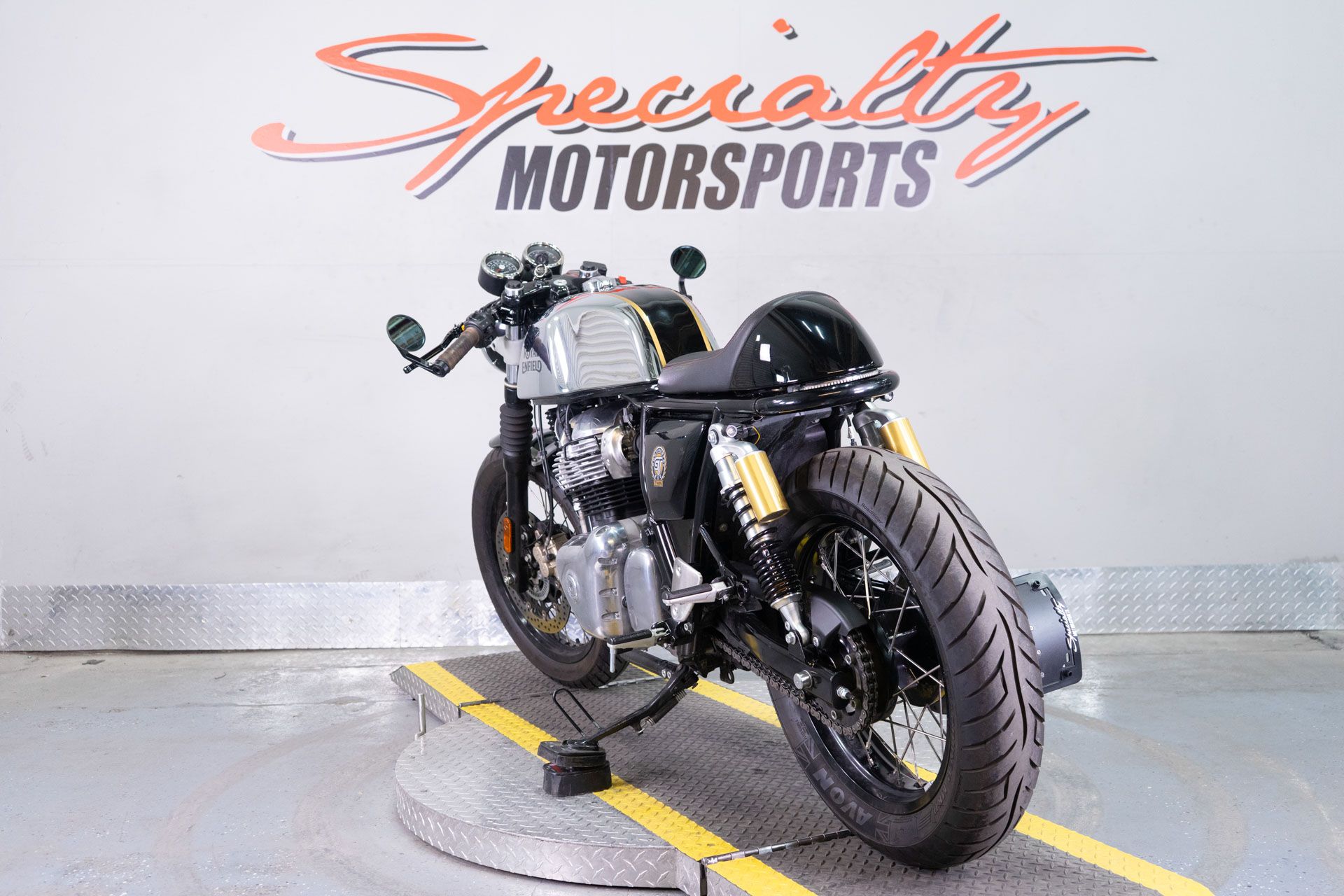 2022 Royal Enfield INT650 in Sacramento, California - Photo 5