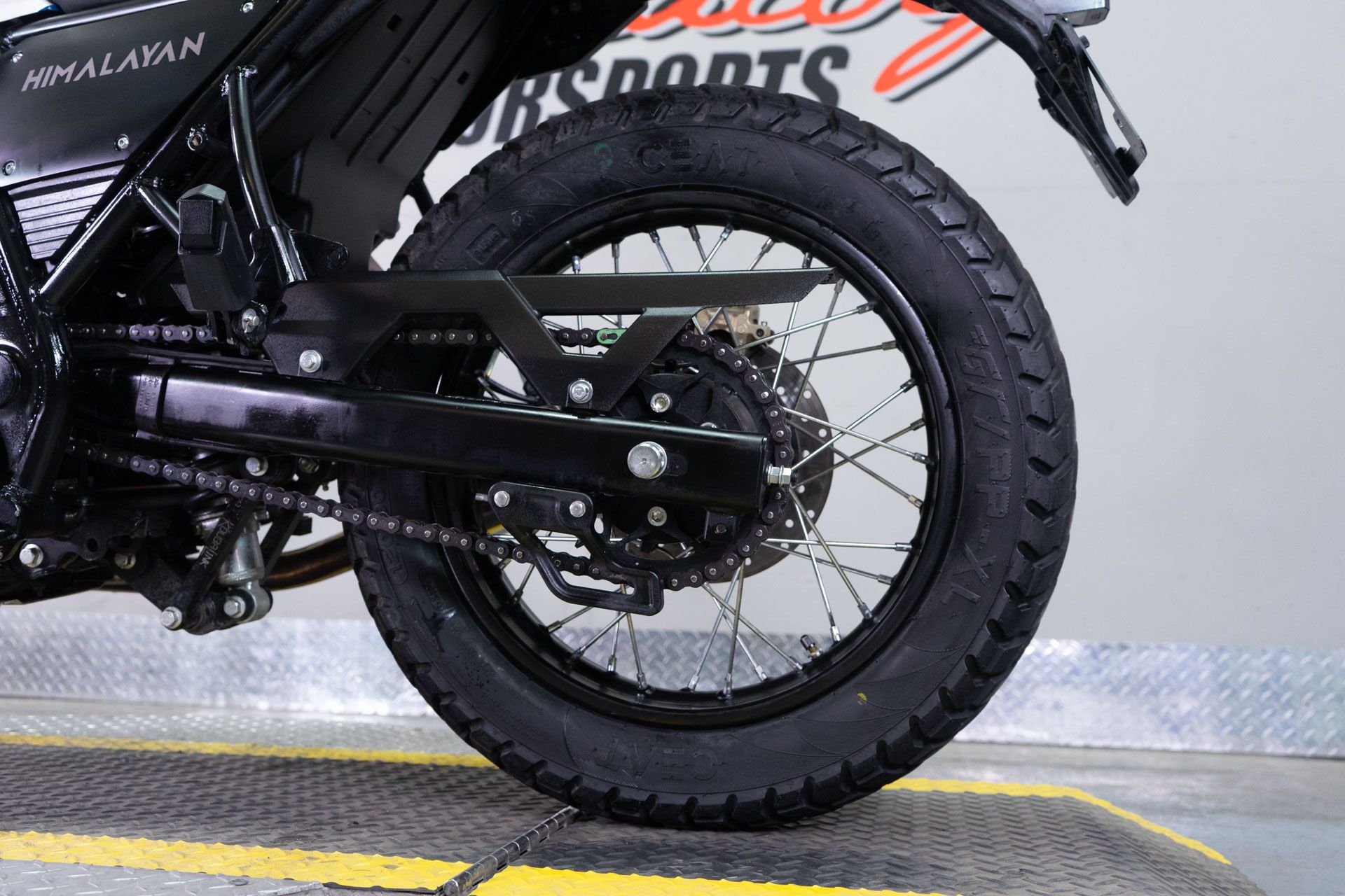 2022 Royal Enfield Himalayan in Sacramento, California - Photo 10