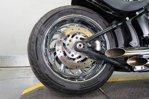 2014 Harley-Davidson Fat Boy® Lo in Sacramento, California - Photo 8